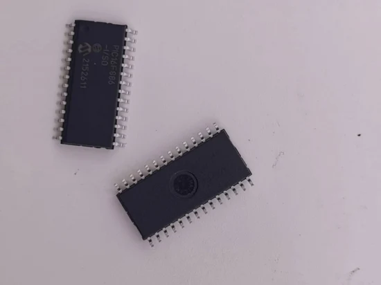 새롭고 독창적인 전자 부품, 내장형 마이크로 컨트롤러 IC 칩 Pic16f886-E/So